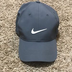 Nike golf hat